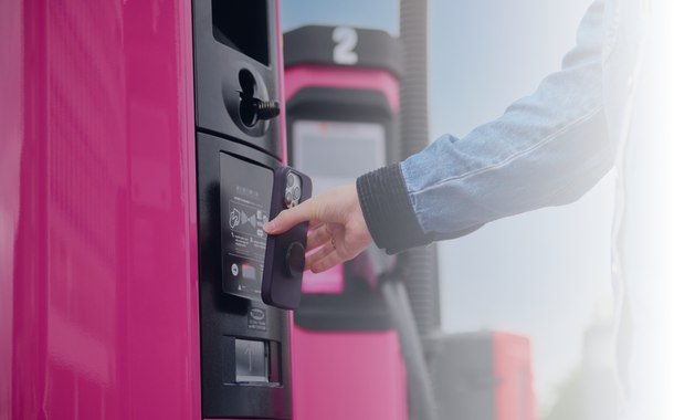 Wix Insights, PR, Case Study Images - Outdoor Payment